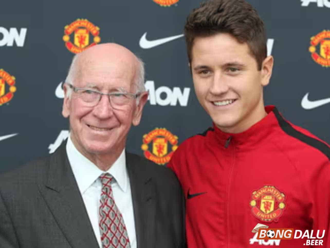 Tại Man United, Herrera đã nhận về những danh hiệu đầu tiên trong sự nghiệp